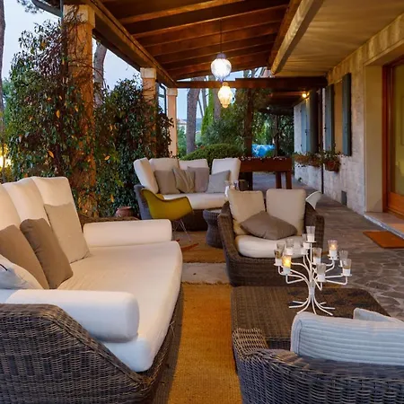 Rosaria By Mmega Villa